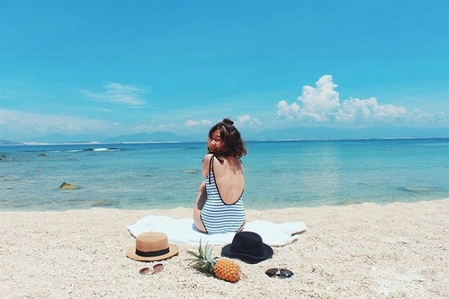 Tận hưởng tắm biển và tắm nắng tại thiên đường nhiệt đới