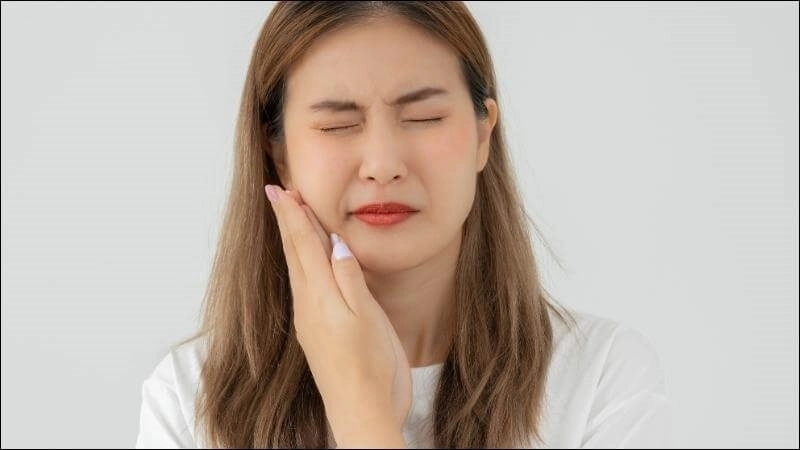 Triệu chứng khi bị tê mặt