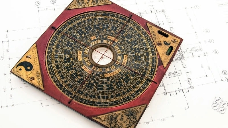Biểu tượng phong thủy được sử dụng để giảm bớt ảnh hưởng của vận hạn tam tai