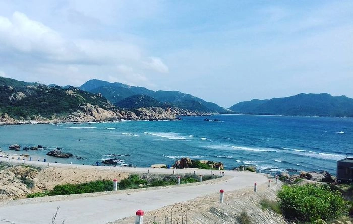 Săn bình minh rực rỡ tại bãi Chướng Bình Ba