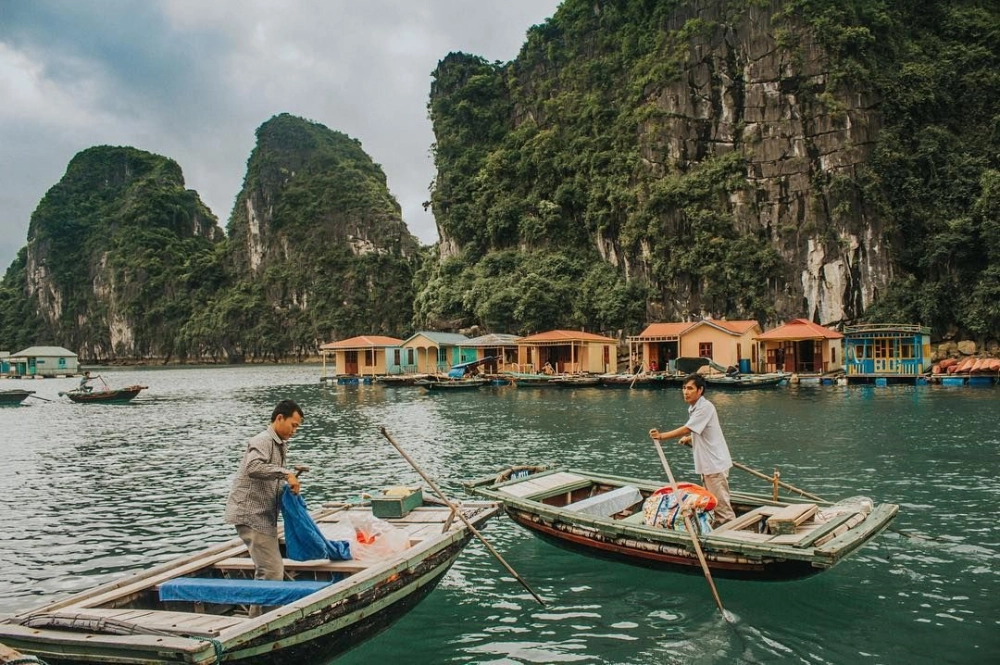 Hóa thân bình dị trải nghiệm làm ngư dân
