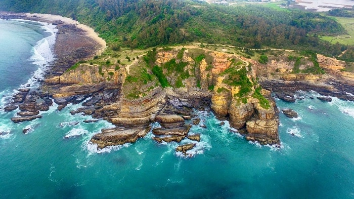 Khám phá giới thiệu tổng quan về bãi đá cầu mỵ cực chi tiết