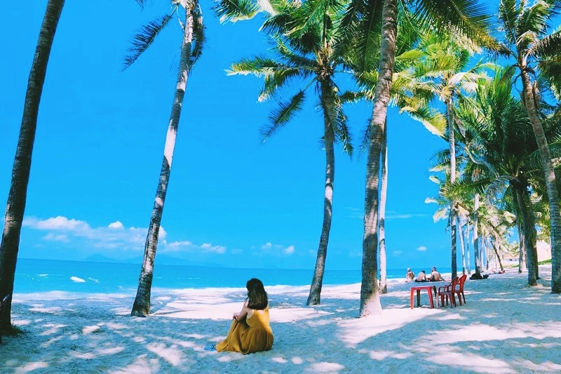 Trải nghiệm thưởng ngoạn khung cảnh biển nhẹ nhàng thư thái