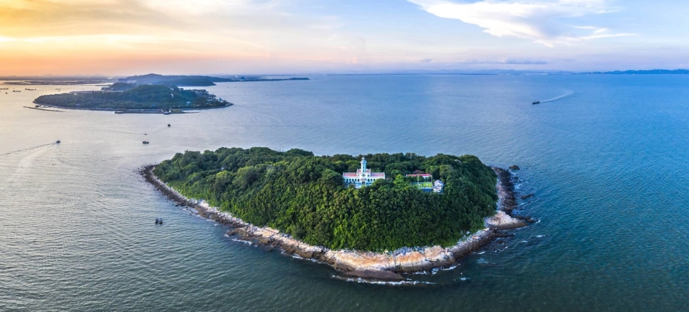 Đến Đồ Sơn đừng quên sống ảo và thư giãn tại khu du lịch Hòn Dấu