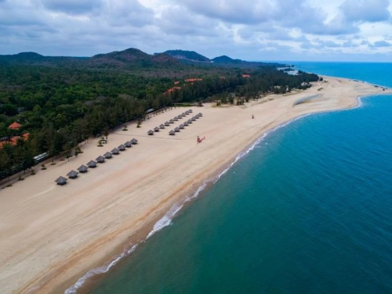 Trải nghiệm ghé thăm biển Hồ Cốc yên bình và thơ mộng