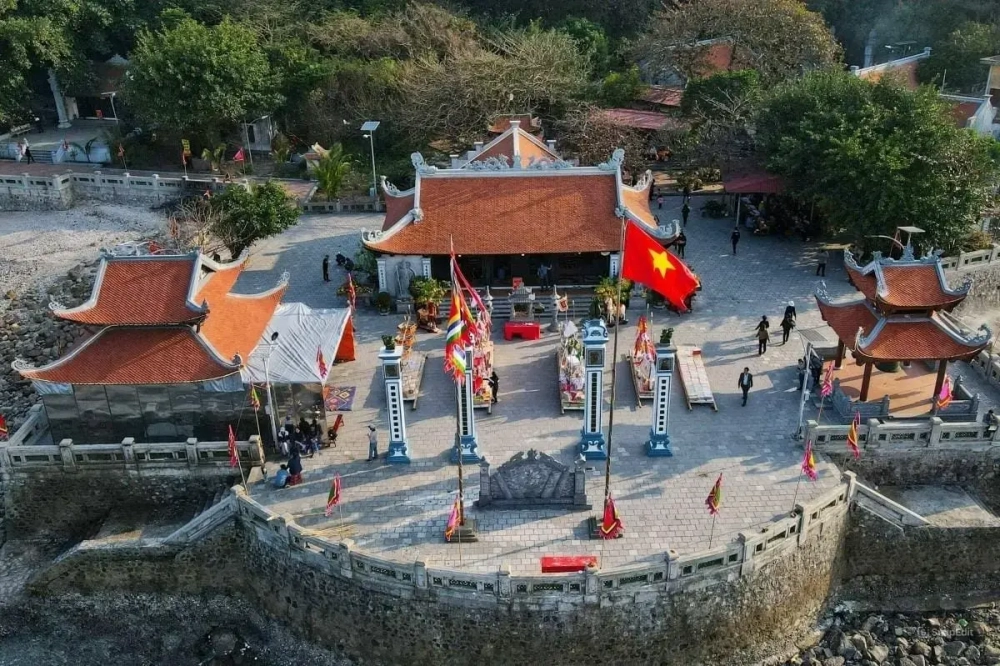 Linh thiêng huyền bí ở đền thờ Nam Hải Thần Vương