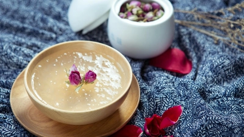 Huyết yến chưng đường phèn - món ăn bổ dưỡng giúp tăng cường sức khỏe toàn diện