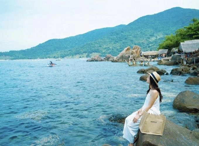 Khám phá giới thiệu về bãi biển Sủng Cỏ cực kỳ thú vị