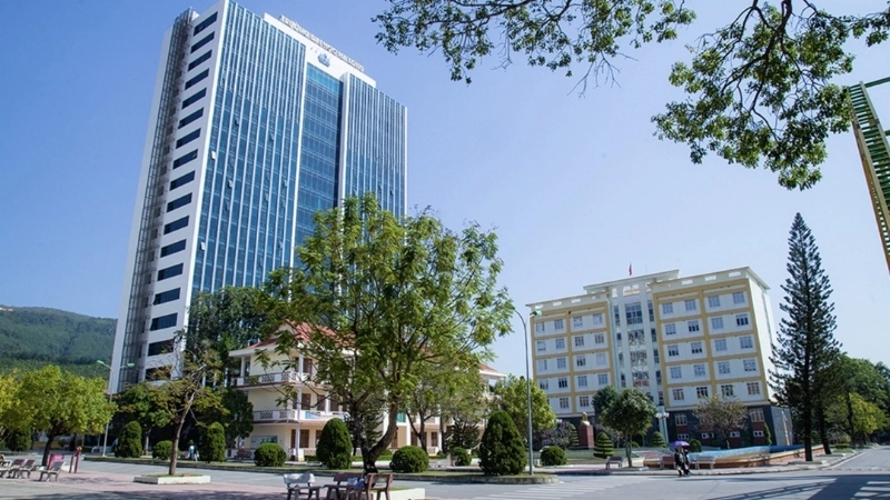 Trường đại học Hạ Long tuyển sinh
