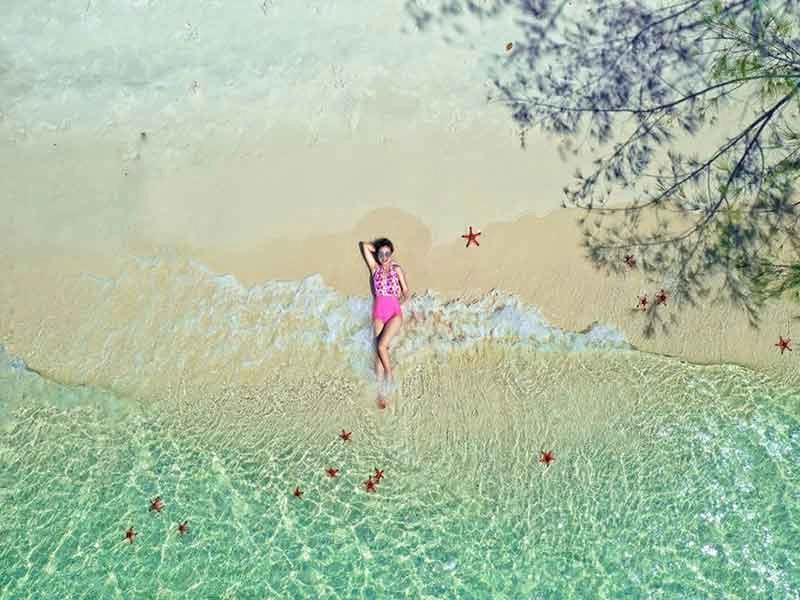 Thử ngay tắm biển và khám phá bãi cát hoang sơ lý tưởng