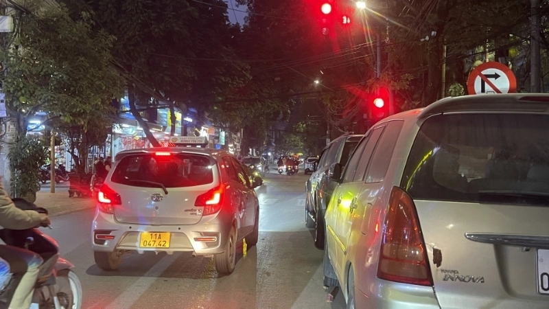Tác hại và rủi ro khi vượt đèn đỏ