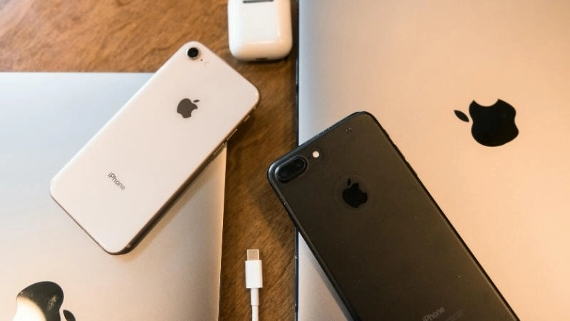 Thử nghiệm lắp SIM Việt Nam để kiểm tra khả năng nhận sóng của iPhone