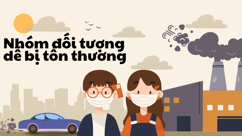 Người cao tuổi đeo khẩu trang phòng tránh ô nhiễm môi trường