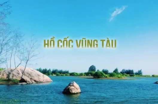 Biển Hồ Cốc hoang sơ đẹp như tranh giữa thiên nhiên