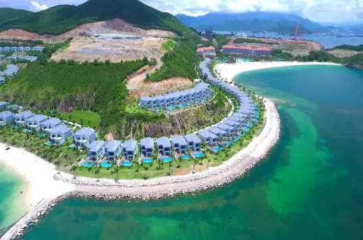 Vẻ đẹp hoang sơ và thanh bình của Bãi Trũ tuyệt đẹp