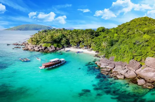 Khám phá Hòn Bảy Cạnh - Viên ngọc hoang sơ của Côn Đảo