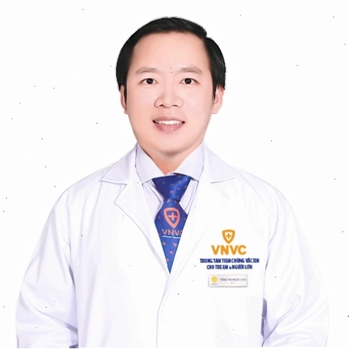 Bác sĩ khuyến cáo tiêm phòng cúm đầy đủ