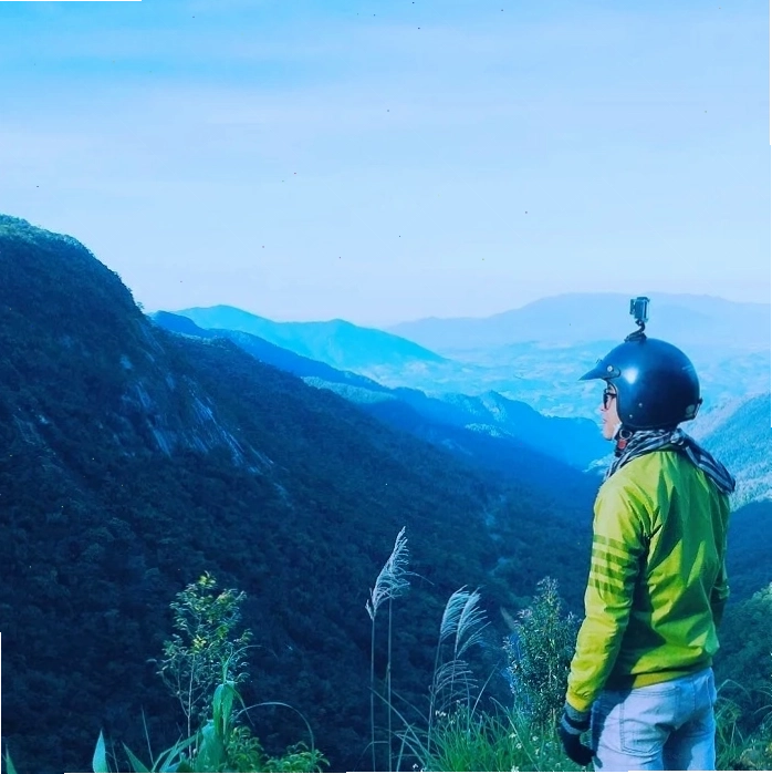 Biển báo giao thông trên đèo Khánh Lê
