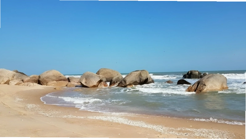 Biển Suối Ồ với cảnh quan nước ngọt và nước mặn