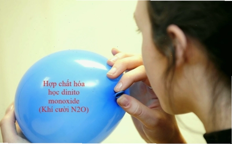 Bóng cười chứa khí N2O gây cười, tạo ảo giác nhất thời