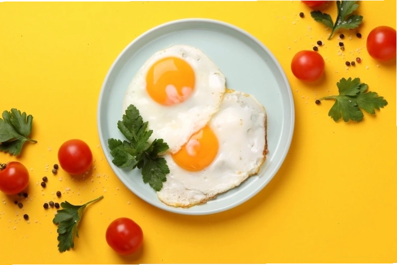 Bữa sáng với yến mạch và trái cây