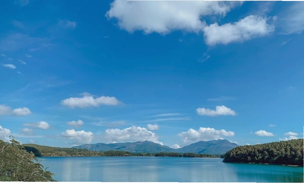 Cảnh hoàng hôn tuyệt đẹp trên Biển Hồ Pleiku