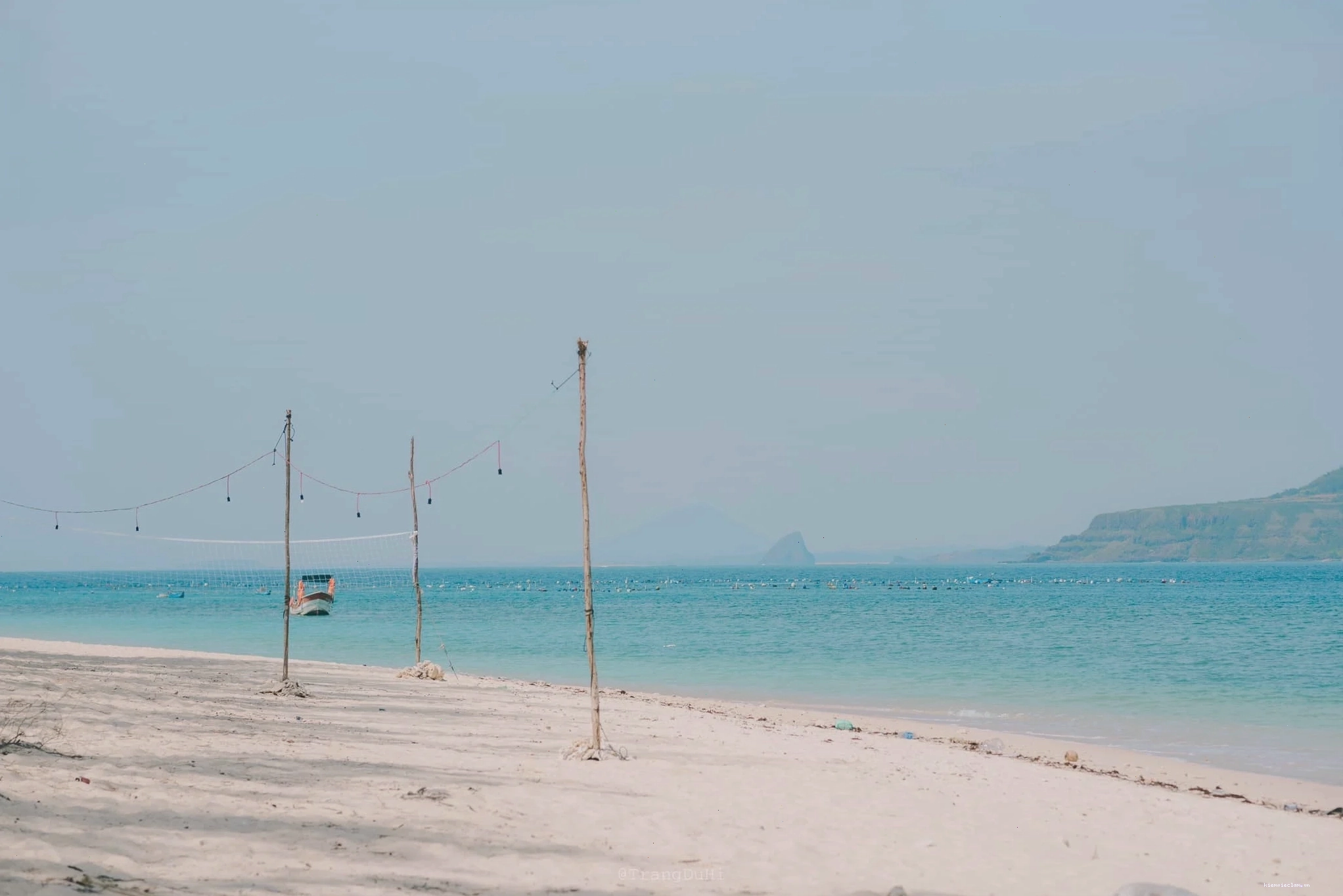 Cảnh quan tuyệt đẹp của bãi biển Tuy Hòa Phú Yên, điểm đến lý tưởng cho du khách
