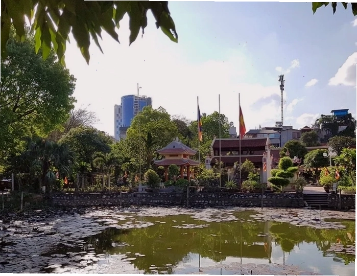 Chính điện chùa Bộc
