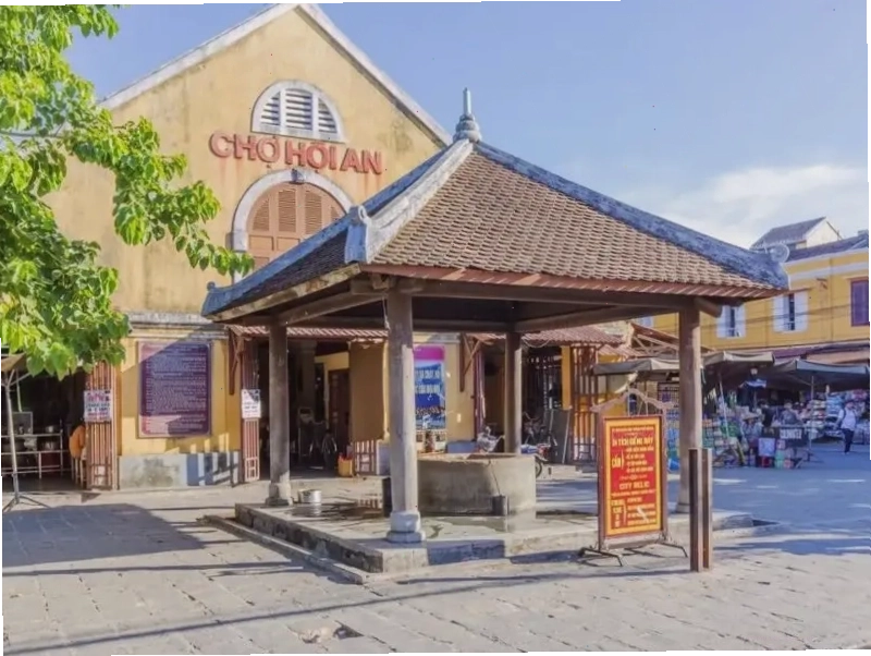 Chợ Hội An gần biển An Bàng