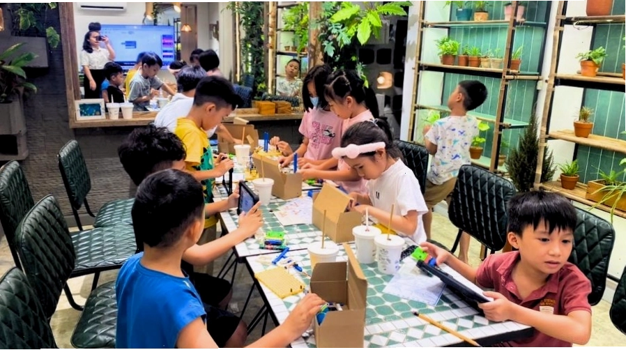 CLB STEM là gì? Hình ảnh minh họa tại CLB OhStem