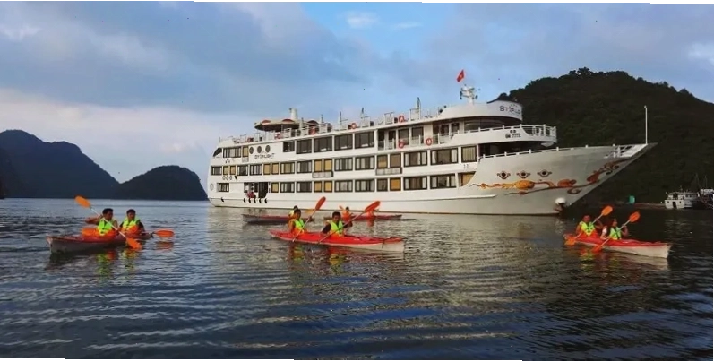 Cổng vào khu du lịch đảo Tuần Châu