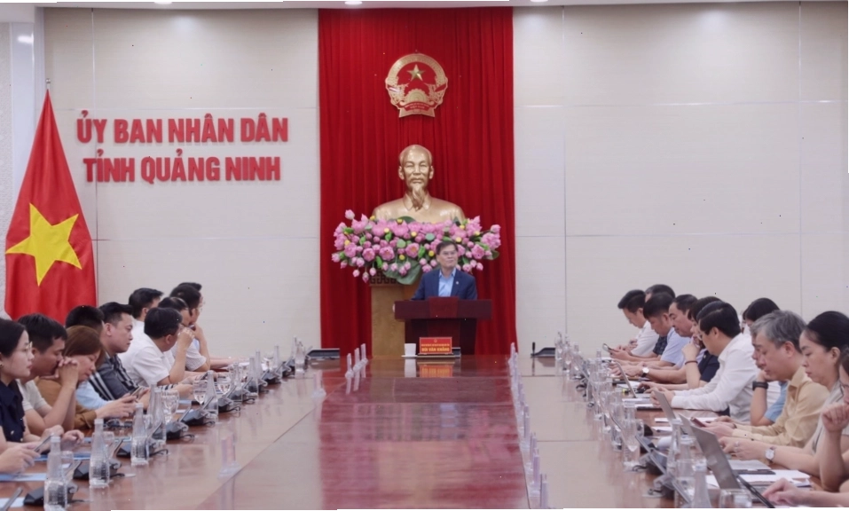 Gặp mặt các cơ quan báo chí