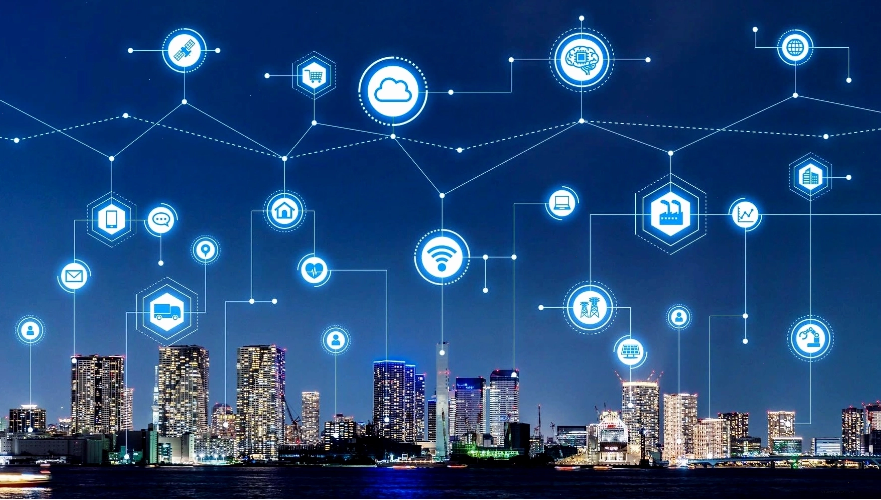 Internet là nguồn kiến thức khổng lồ và đa dạng cho mọi đối tượng