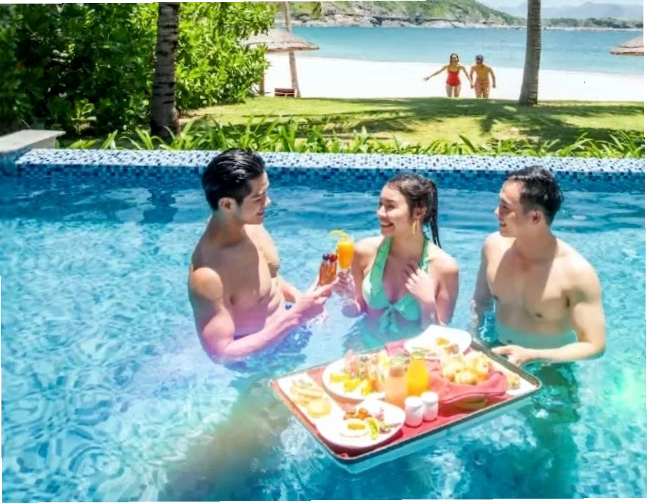 Khách sạn và resort tại Bãi Cháy