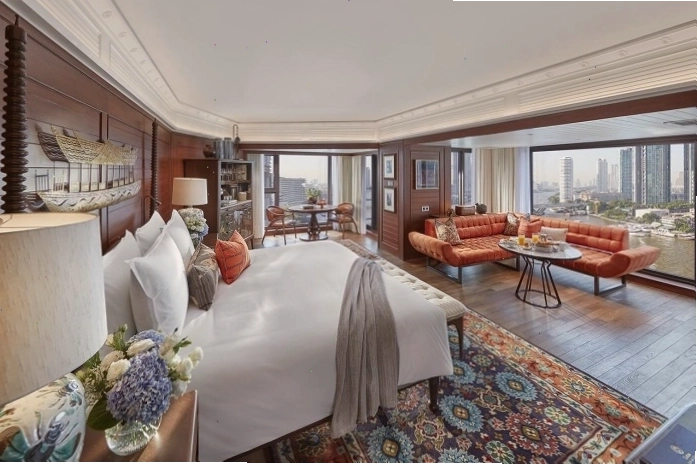Không gian phòng ngủ sang trọng trong một suite room