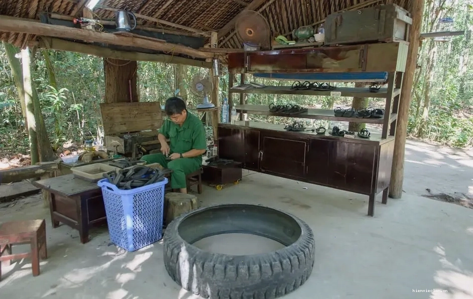 Khu tái hiện không gian chiến tranh tại Địa đạo Củ Chi