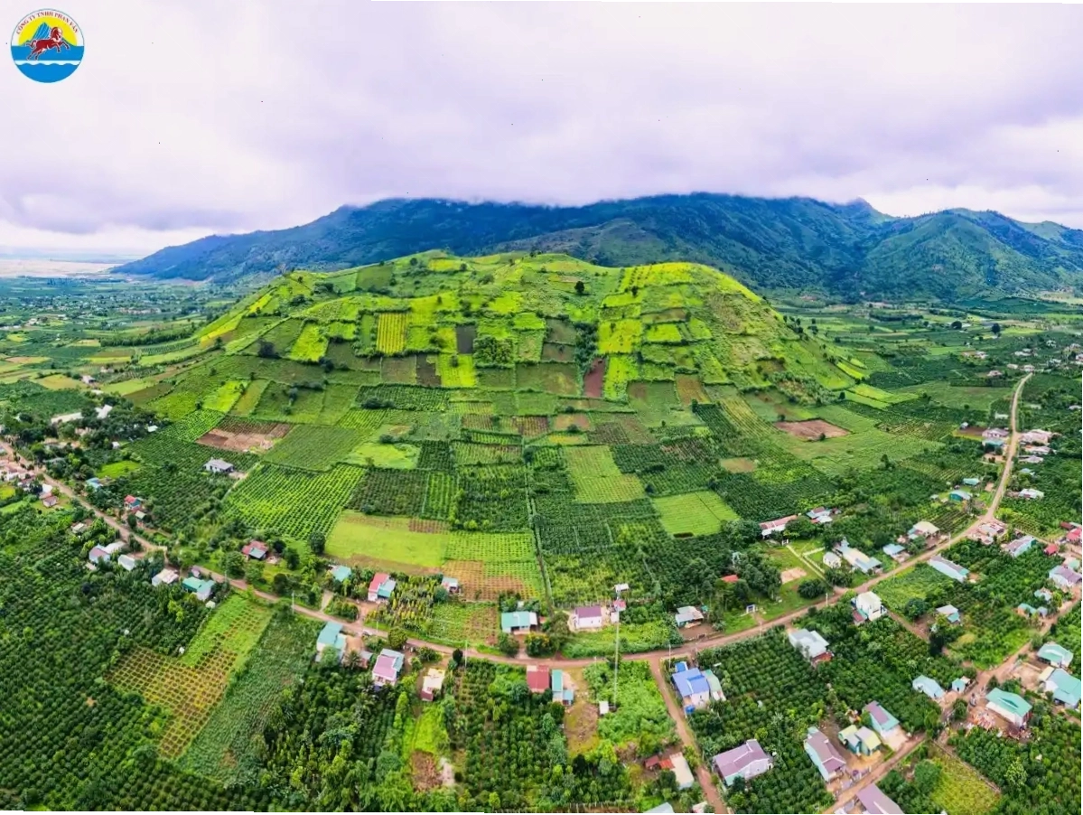 Khung cảnh yên bình trên Biển Hồ Gia Lai