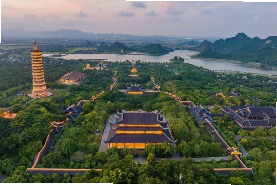 Kiến trúc hoành tráng của Chùa Bái Đính