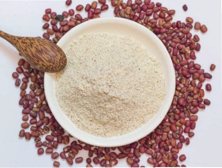 Làm trắng da với bột đậu đỏ và sữa tươi