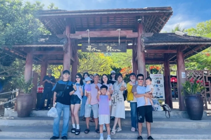 Lịch trình tour 3 đảo Hòn Mun