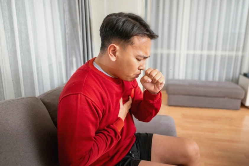 Ngủ muộn làm tăng nguy cơ mắc cảm lạnh