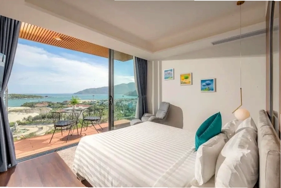 Phòng nghỉ Benzen Villas Nha Trang hướng biển