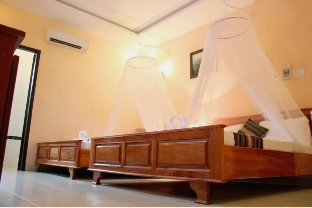 Phòng ngủ 4 người Sóng Biển Xanh Resort view biển