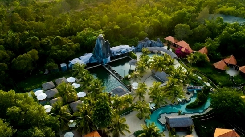 Suối nước nóng Bình Châu