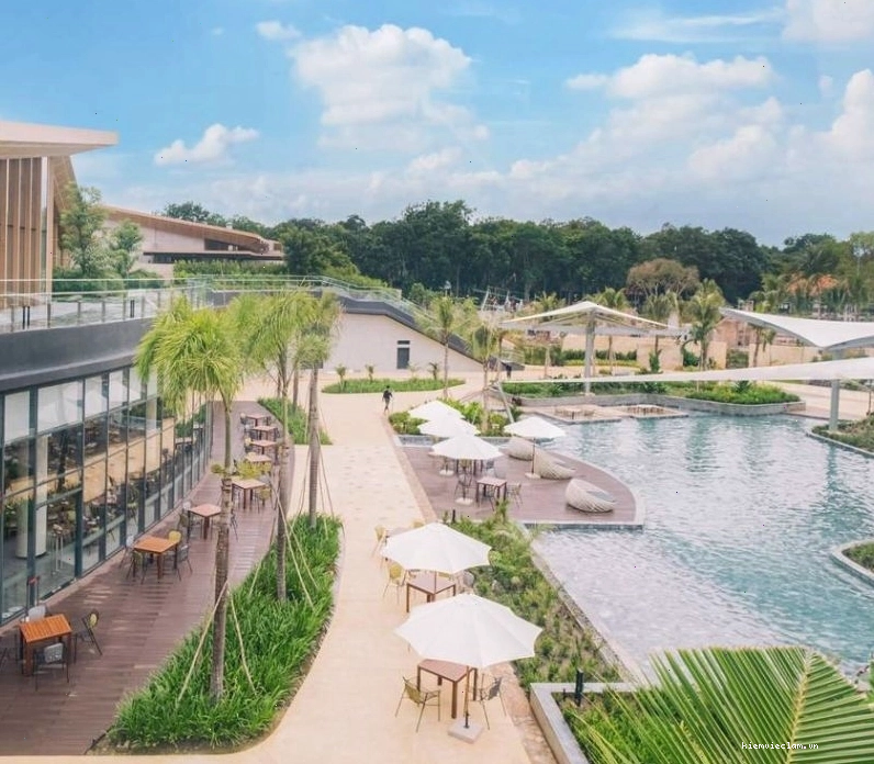 Suối nước nóng Bình Châu với các hồ nước khoáng tự nhiên