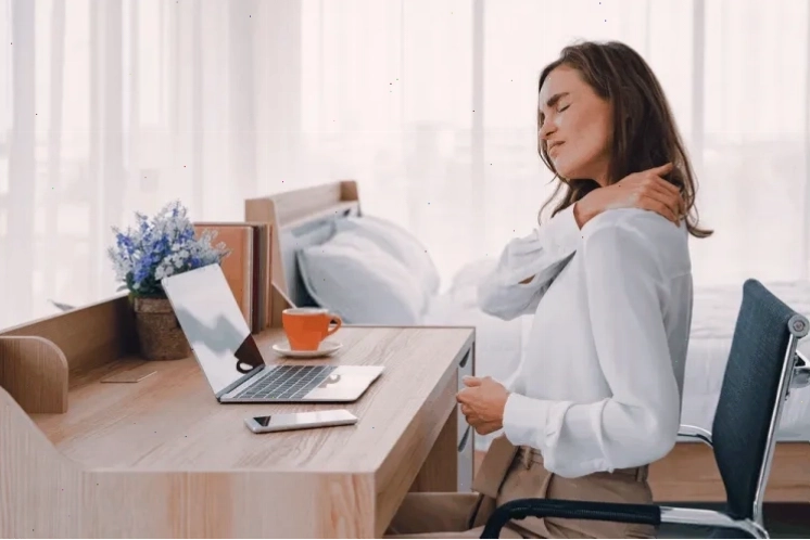 Tác hại của ngồi thiền sai cách gây đau nhức người