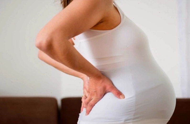 Thận trọng khi dùng nước lá đu đủ, đặc biệt trước phẫu thuật
