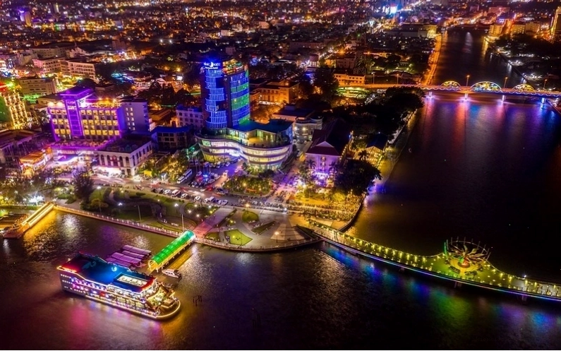 Thành phố Cần Thơ về đêm