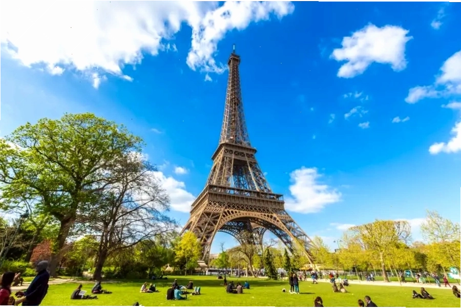Thời điểm lý tưởng để tham quan Tháp Eiffel