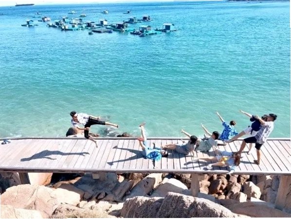 Toàn cảnh Đảo Kỳ Co - Bình Định nhìn từ trên cao